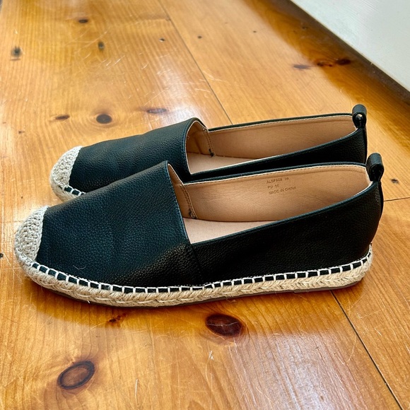 Alexis Leroy black espadrilles. Like new. - Picture 2 of 4